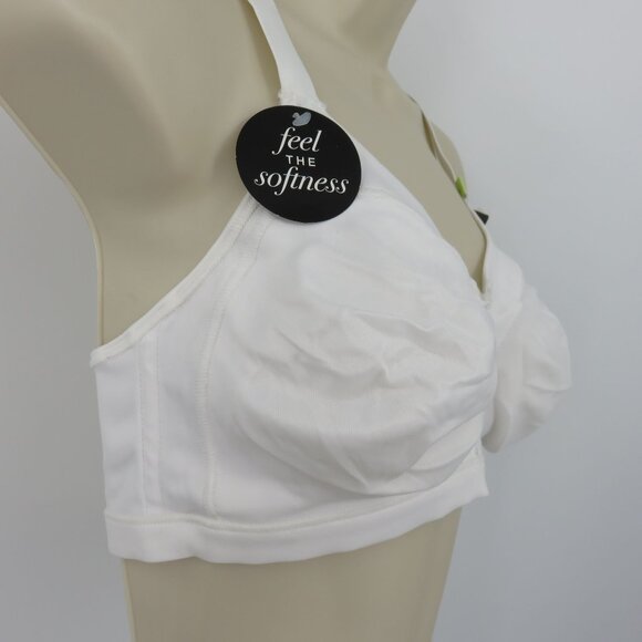 Bali 40B Bra Wireless Classic Support Cool Comfort Fabric Solid White NEW - Picture 2 of 12